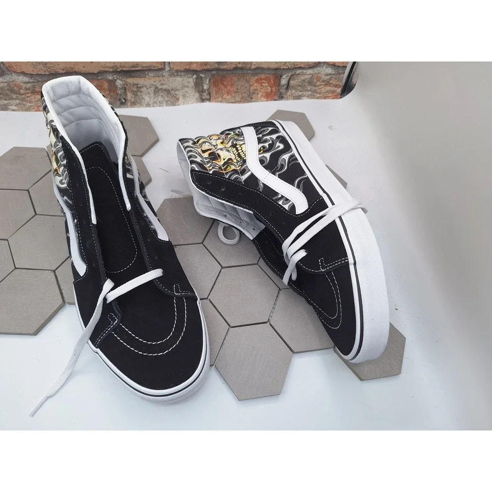 Vans Sk8-Hi Flame Skull Black True White Size US 13 Men New VN0007NSBMW Sneaker‎